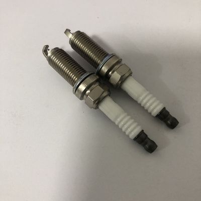 Hot Sale Original Quality Iridium Spark Plug Bujias SC20HR11 OEM 90919-01253 in Stock for Cars Toyota Denso Corolla Lexus Yaris